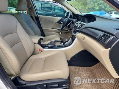 Zdjęcie 7 z 12 samochodu: 2015 HONDA ACCORD EXL VIN:1HGCR3F81FA003933 - miniatura