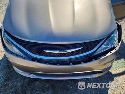 Zdjęcie 12 z 13 samochodu: 2018 CHRYSLER PACIFICA TOURING L PLUS VIN:2C4RC1EGXJR229285 - miniatura