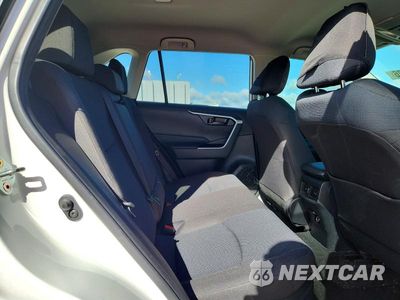Zdjęcie 11 z 13 samochodu: 2025 TOYOTA RAV4 LE VIN:JTMLWRFV0SD594507 - miniatura