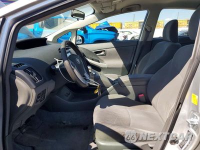 Zdjęcie 7 z 12 samochodu: 2017 TOYOTA PRIUS II VIN:JTDKN3DU8A1300499 - miniatura