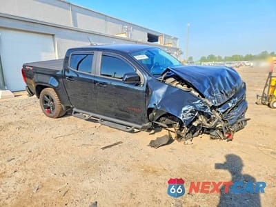 Czwarte zdjęcie samochodu z boku: 2019 CHEVROLET COLORADO LT VIN:1GCGTCEN7K1150292 - miniatura