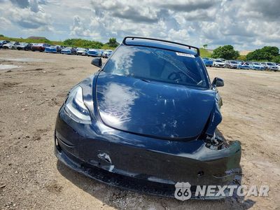 Piąte zdjęcie samochodu w środku: 2022 TESLA MODEL 3 VIN:5YJ3E1EC0NF103919 - miniatura