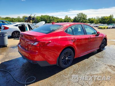 Trzecie zdjęcie samochodu z tyłu: 2025 TOYOTA CAMRY SE VIN:4T1DBADK7SU009167 - miniatura