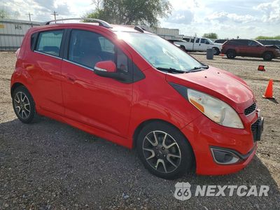 Czwarte zdjęcie samochodu z boku: 2015 CHEVROLET SPARK 2LT VIN:KL8CF6S95FC765666 - miniatura