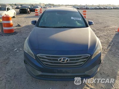 Piąte zdjęcie samochodu w środku: 2017 HYUNDAI SONATA SPORT VIN:5NPE34AF7HH475554 - miniatura