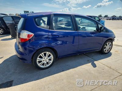 Trzecie zdjęcie samochodu z tyłu: 2011 HONDA FIT SPORT VIN:JHMGE8H59BC013747 - miniatura