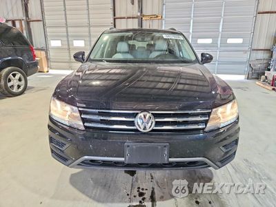 Piąte zdjęcie samochodu w środku: 2020 VOLKSWAGEN TIGUAN SE VIN:3VV2B7AX7LM083579 - miniatura