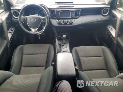 Zdjęcie 8 z 13 samochodu: 2018 TOYOTA RAV4 LE VIN:JTMBFREV9JJ728833 - miniatura