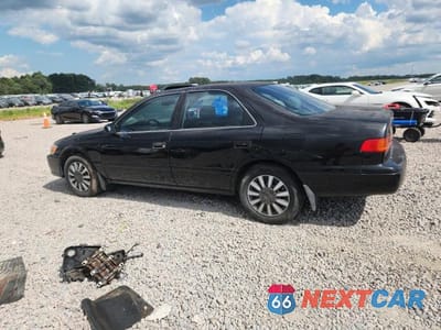 Drugie zdjęcie samochodu z przodu: 2000 TOYOTA CAMRY LE VIN:4T1BG22K8YU959113 - miniatura