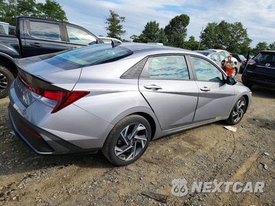Trzecie zdjęcie samochodu z tyłu: 2025 HYUNDAI ELANTRA SEL SPORT VIN:KMHLM4DG5SU027184 - miniatura