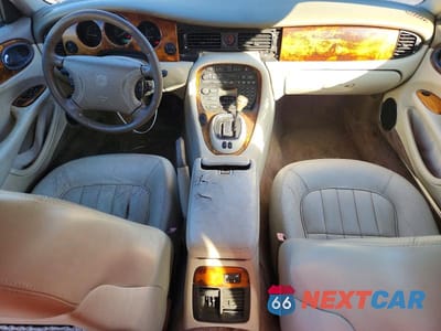 Zdjęcie 8 z 12 samochodu: 1998 JAGUAR XJ8 VIN:SAJHX1240WC813934 - miniatura