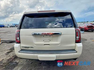 Zdjęcie 6 z 13 samochodu: 2015 GMC YUKON XL DENALI VIN:1GKS2JKJ4FR648982 - miniatura