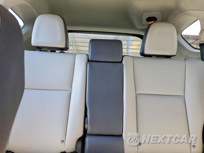 Zdjęcie 10 z 13 samochodu: 2017 TOYOTA RAV4 PLATINUM VIN:2T3YFREV2HW401907 - miniatura