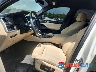 Zdjęcie 7 z 12 samochodu: 2021 BMW X5 SDRIVE 40I VIN:5UXCR4C07M9F47646 - miniatura