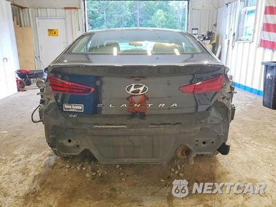 Zdjęcie 6 z 12 samochodu: 2019 HYUNDAI ELANTRA SE VIN:5NPD74LFXKH435845 - miniatura