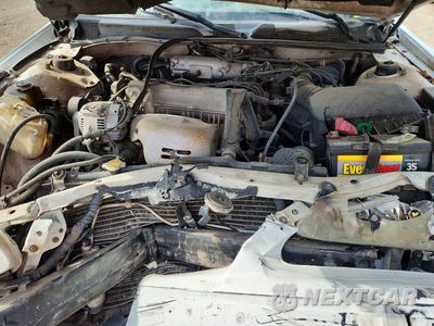 Zdjęcie 11 z 12 samochodu: 2000 TOYOTA CAMRY CE VIN:4T1BG22K0YU973782 - miniatura