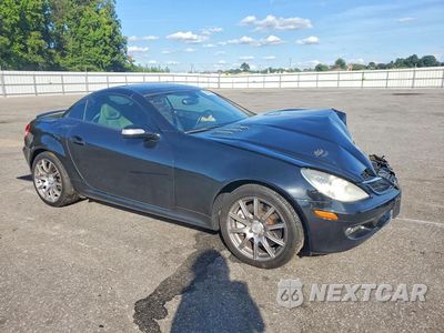 Czwarte zdjęcie samochodu z boku: 2007 MERCEDES-BENZ SLK 350 VIN:WDBWK56F77F148696 - miniatura