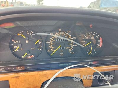 Zdjęcie 9 z 12 samochodu: 1985 MERCEDES-BENZ 500 SEL VIN:WDBCA37D3FA109137 - miniatura