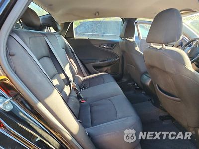 Zdjęcie 10 z 12 samochodu: 2020 CHEVROLET MALIBU LS VIN:1G1ZB5ST1LF156614 - miniatura