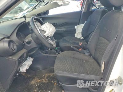 Zdjęcie 7 z 13 samochodu: 2021 NISSAN KICKS S VIN:3N1CP5BV9ML498869 - miniatura