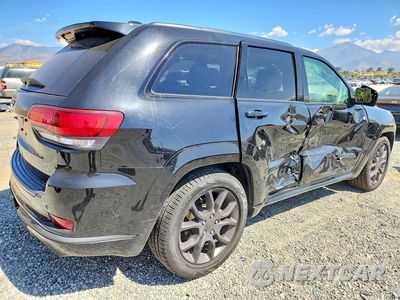 Trzecie zdjęcie samochodu z tyłu: 2021 JEEP GRAND CHEROKEE OVERLAND VIN:1C4RJFCG9MC507337 - miniatura