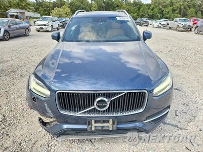 Piąte zdjęcie samochodu w środku: 2018 VOLVO XC90 T6 VIN:YV4A22PKXJ1328990 - miniatura