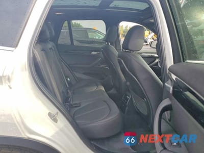 Zdjęcie 10 z 12 samochodu: 2019 BMW X1 XDRIVE28I VIN:WBXHT3C52K3H36173 - miniatura