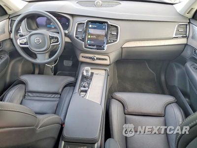 Zdjęcie 8 z 13 samochodu: 2024 VOLVO XC90 PLUS VIN:YV4H60CE9R1148211 - miniatura