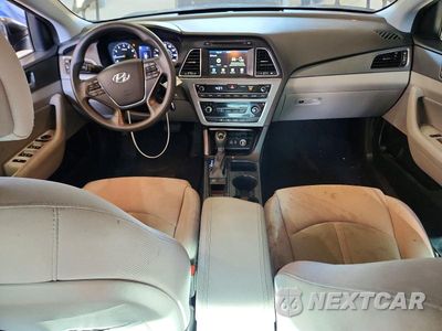 Zdjęcie 8 z 12 samochodu: 2016 HYUNDAI SONATA ECO VIN:5NPE24AA4GH436281 - miniatura