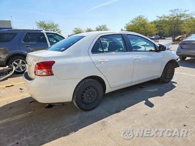 Trzecie zdjęcie samochodu z tyłu: 2010 TOYOTA YARIS BASE VIN:JTDBT4K38A1372342 - miniatura