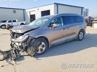 2017 CHRYSLER PACIFICA TOURING L PLUS 2C4RC1EG2HR537187 - główne zdjęcie licytacji z USA - miniatura