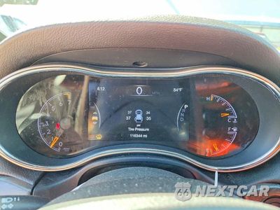 Zdjęcie 9 z 12 samochodu: 2017 JEEP GRAND CHEROKEE LIMITED VIN:1C4RJEBG5HC813324 - miniatura