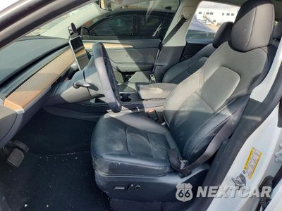 Zdjęcie 7 z 12 samochodu: 2024 TESLA MODEL Y VIN:7SAYGDED0RA302663 - miniatura