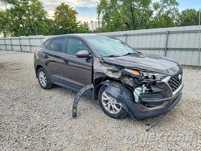 Czwarte zdjęcie samochodu z boku: 2020 HYUNDAI TUCSON SE VIN:KM8J2CA45LU152544 - miniatura