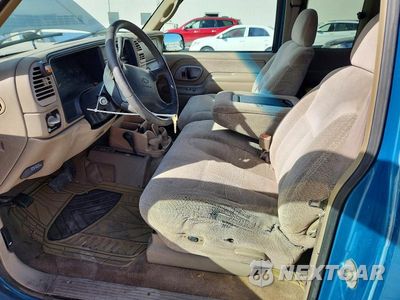 Zdjęcie 7 z 12 samochodu: 1997 CHEVROLET GMT-400 K1500 VIN:2GCEK19R3V1246236 - miniatura