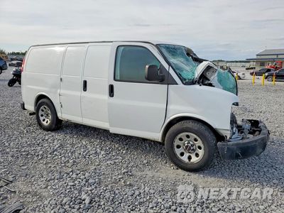 Czwarte zdjęcie samochodu z boku: 2014 GMC SAVANA G1500 VIN:1GTS7AFX2E1150742 - miniatura