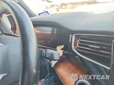 Zdjęcie 9 z 13 samochodu: 2022 JEEP GRAND WAGONEER SERIES III VIN:1C4SJVGP0NS229425 - miniatura