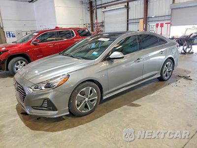 2018 HYUNDAI SONATA HYBRID LIMITED KMHE34L3XJA083356 - główne zdjęcie licytacji z USA - miniatura