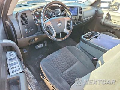 Zdjęcie 8 z 12 samochodu: 2008 CHEVROLET SILVERADO K2500 HEAVY DUTY VIN:1GCHK29K28E121205 - miniatura
