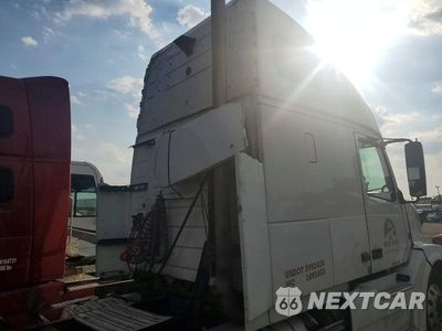 Zdjęcie 11 z 11 samochodu: 2016 VOLVO VNL SEMI TRUCK VIN:4V4NC9EH4GN956387 - miniatura