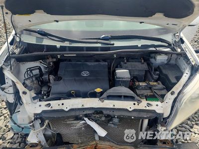 Zdjęcie 12 z 13 samochodu: 2013 TOYOTA SIENNA LE 8-PASSENGER VIN:5TDKK3DC1DS378601 - miniatura