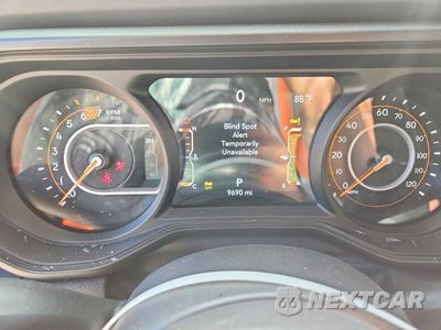 Zdjęcie 9 z 13 samochodu: 2025 JEEP WRANGLER SAHARA VIN:1C4PJXEG6SW649571 - miniatura