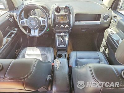 Zdjęcie 8 z 13 samochodu: 2016 JEEP COMPASS LATITUDE VIN:1C4NJCEA2GD735958 - miniatura