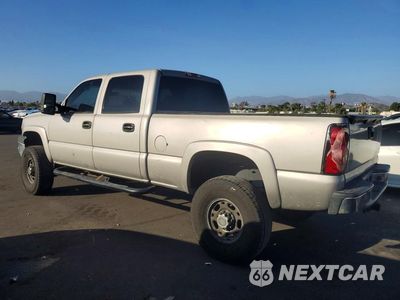 Drugie zdjęcie samochodu z przodu: 2005 CHEVROLET SILVERADO C1500 HEAVY DUTY VIN:1GCGC13U15F810557 - miniatura