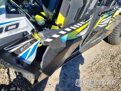 Zdjęcie 9 z 10 samochodu: 2017 POLARIS RZR 1000 UTILITY VEHICLE VIN:3NSVFE996HF799037 - miniatura