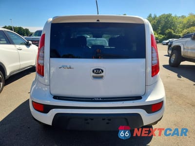 Zdjęcie 6 z 13 samochodu: 2013 KIA SOUL + VIN:KNDJT2A61D7551612 - miniatura
