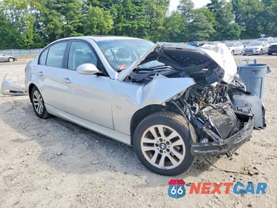Czwarte zdjęcie samochodu z boku: 2007 BMW 328 XI VIN:WBAVC93567KX60955 - miniatura