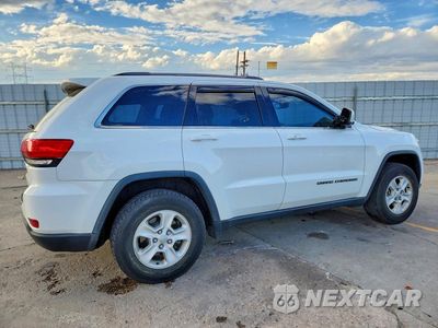 Trzecie zdjęcie samochodu z tyłu: 2017 JEEP GRAND CHEROKEE LAREDO VIN:1C4RJFAG4HC689571 - miniatura