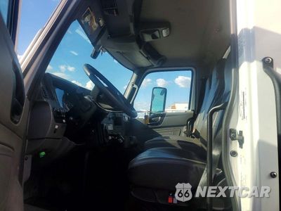 Zdjęcie 7 z 13 samochodu: 2024 INTERNATIONAL MV607 BOX TRUCK VIN:1HTEUMML5RS436191 - miniatura