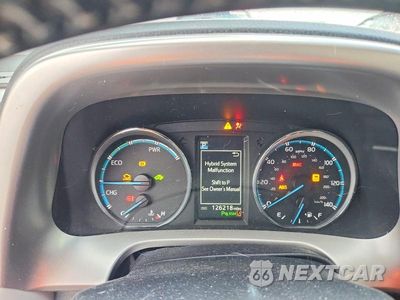 Zdjęcie 9 z 12 samochodu: 2017 TOYOTA RAV4 HV LIMITED VIN:JTMDJREV2HD145701 - miniatura
